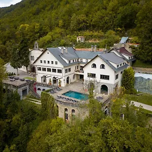 Hotel Angelats - A Signature Boutique & Restaurant, Ribes De Freser