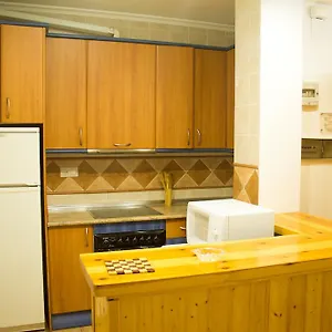 apartmentos-corona.es-andalucia.com/